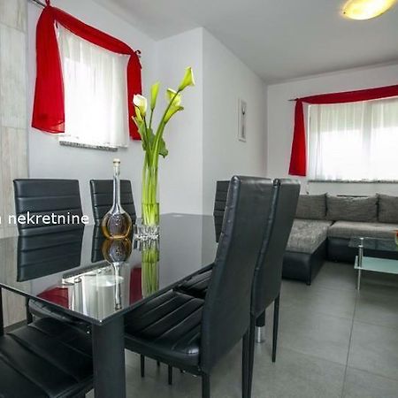 Apartman Tony มาคาร์สกา ภายนอก รูปภาพ